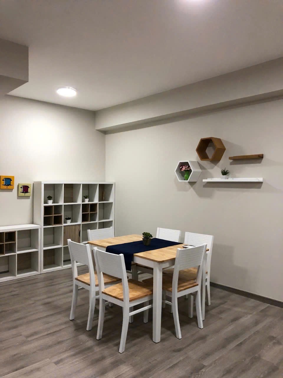 Bán căn hộ 2PN rộng 76m2 SEASONS AVENUE - có slot oto 3