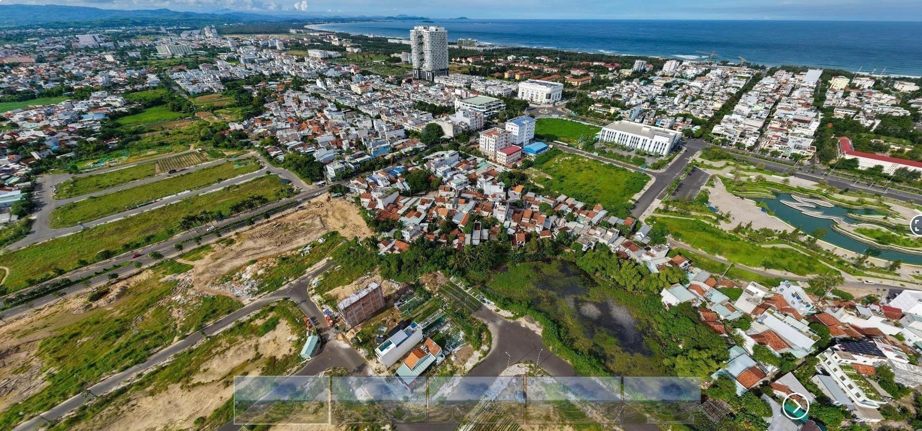 Cần bán Nhà mặt tiền dự án Cloud Reserve Central Tuy Hòa, Diện tích 100m²,xây 4,5 tầng,gần vin com 4