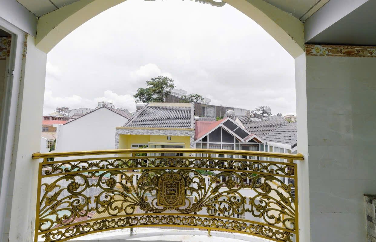 Bán Gấp Khách Sạn Trung Tâm Đà Lạt – Giá Chỉ 10 Tỷ 4