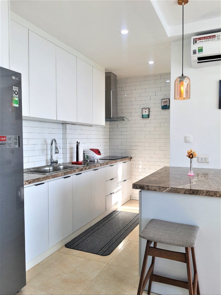 Bán căn hộ 2 NGỦ tại C7 Vinhomes D'Capitale SHLD, giá 9.x tỷ 3
