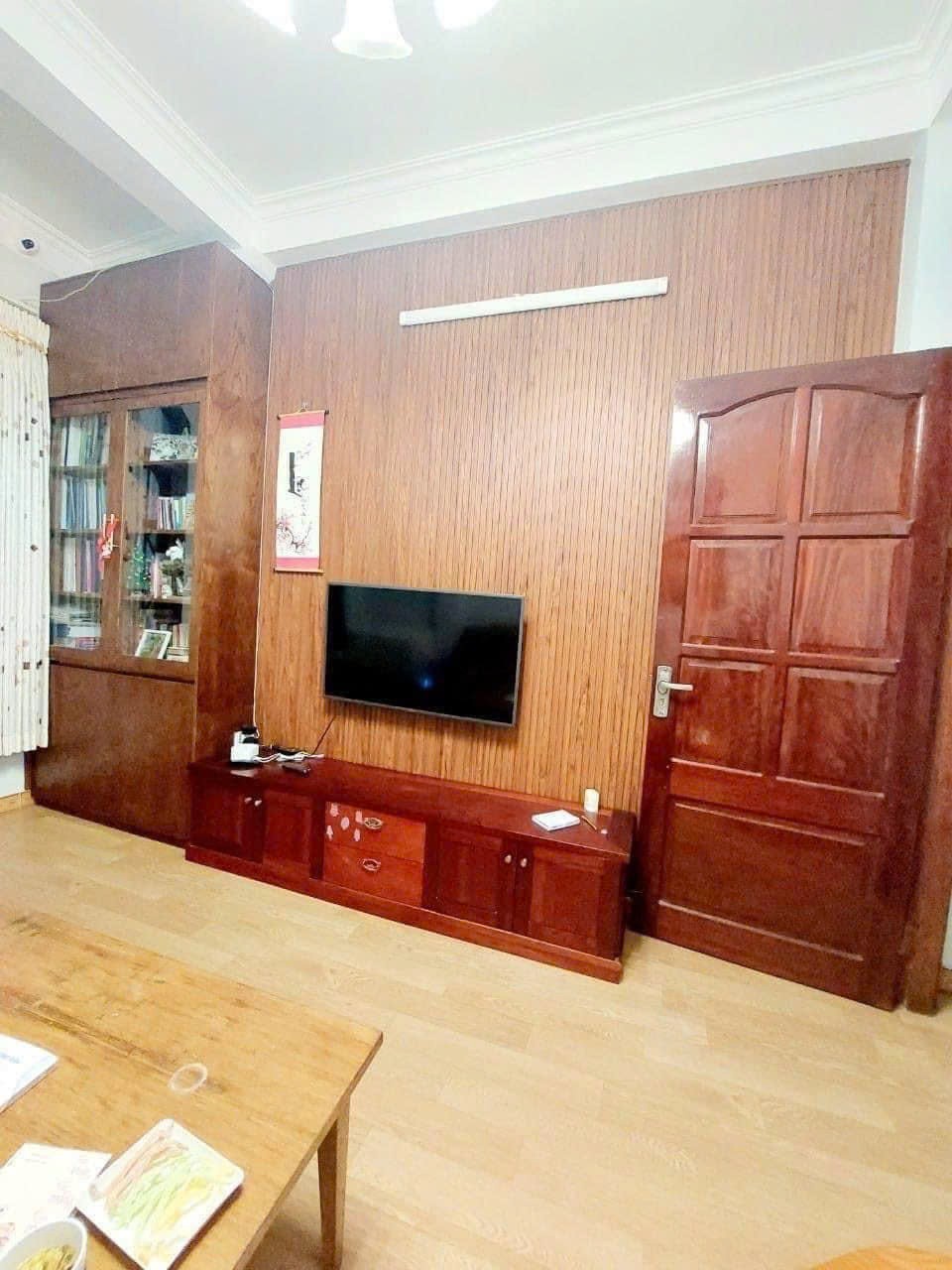 Cho thuê nhà riêng ngõ 12 Chùa Bộc - Đống Đa 40m x 4T, 3PN3VS giá 16 triệu