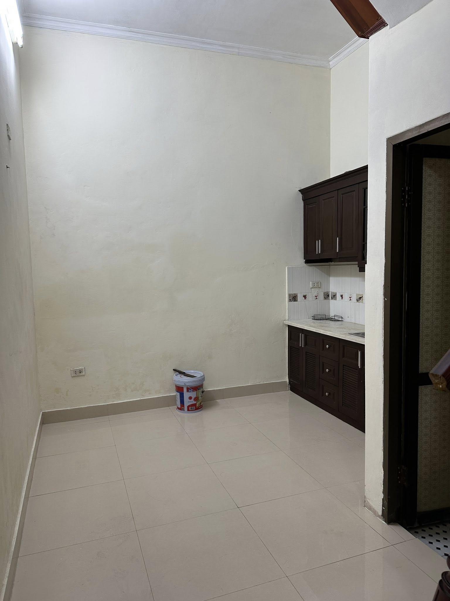 Cần cho thuê nhà riêng ngõ 46 Phương Mai, Đống Đa 35m x 3T, 3PN2VS giá 10 triệu 3