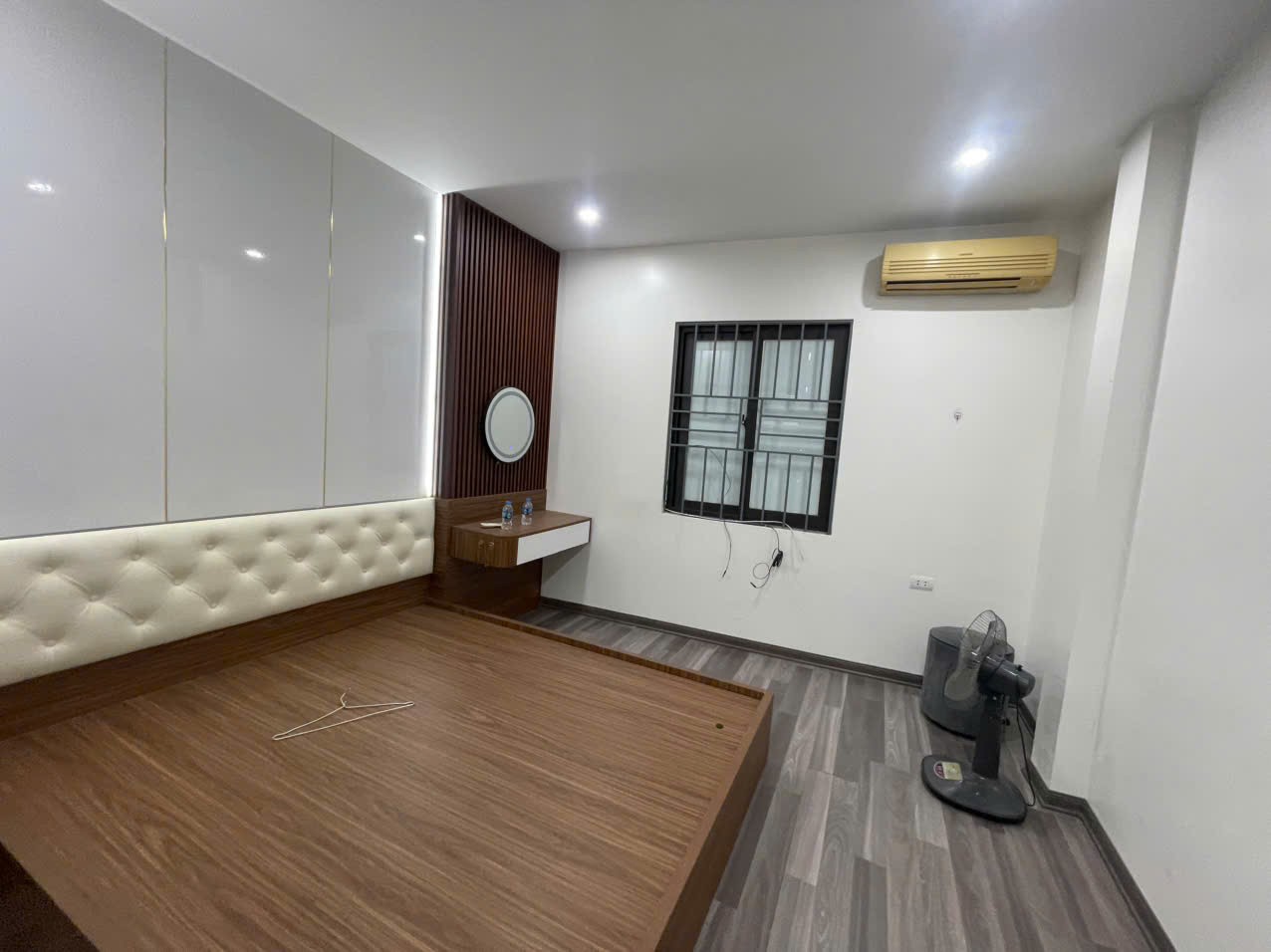 Cho thuê Nhà riêng Ngõ Chùa Liên Phái - Bạch Mai - Hai Bà Trưng 30m x 5T giá 12 triệu 2