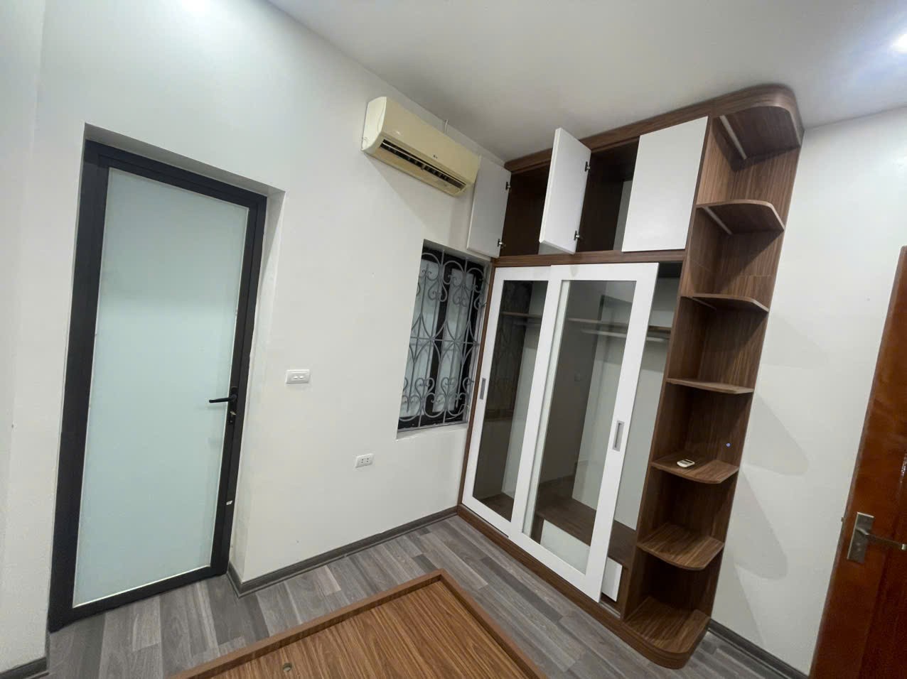 Cho thuê Nhà riêng Ngõ Chùa Liên Phái - Bạch Mai - Hai Bà Trưng 30m x 5T giá 12 triệu 3