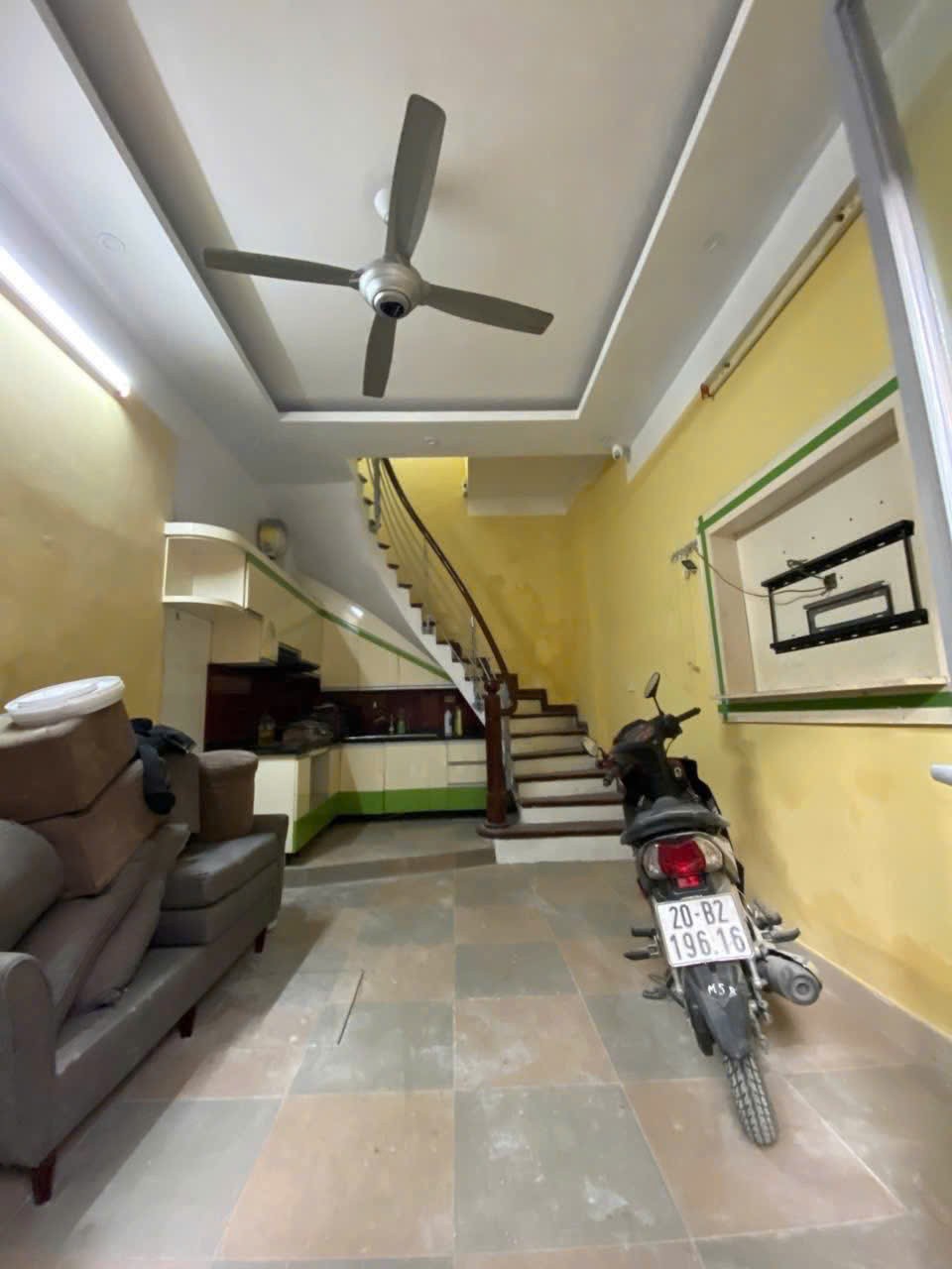 Cho thuê nhà riêng ngõ 105 Trường Chinh, Đống Đa 30m x 5T giá 12tr Ô TÔ ĐỖ CỬA