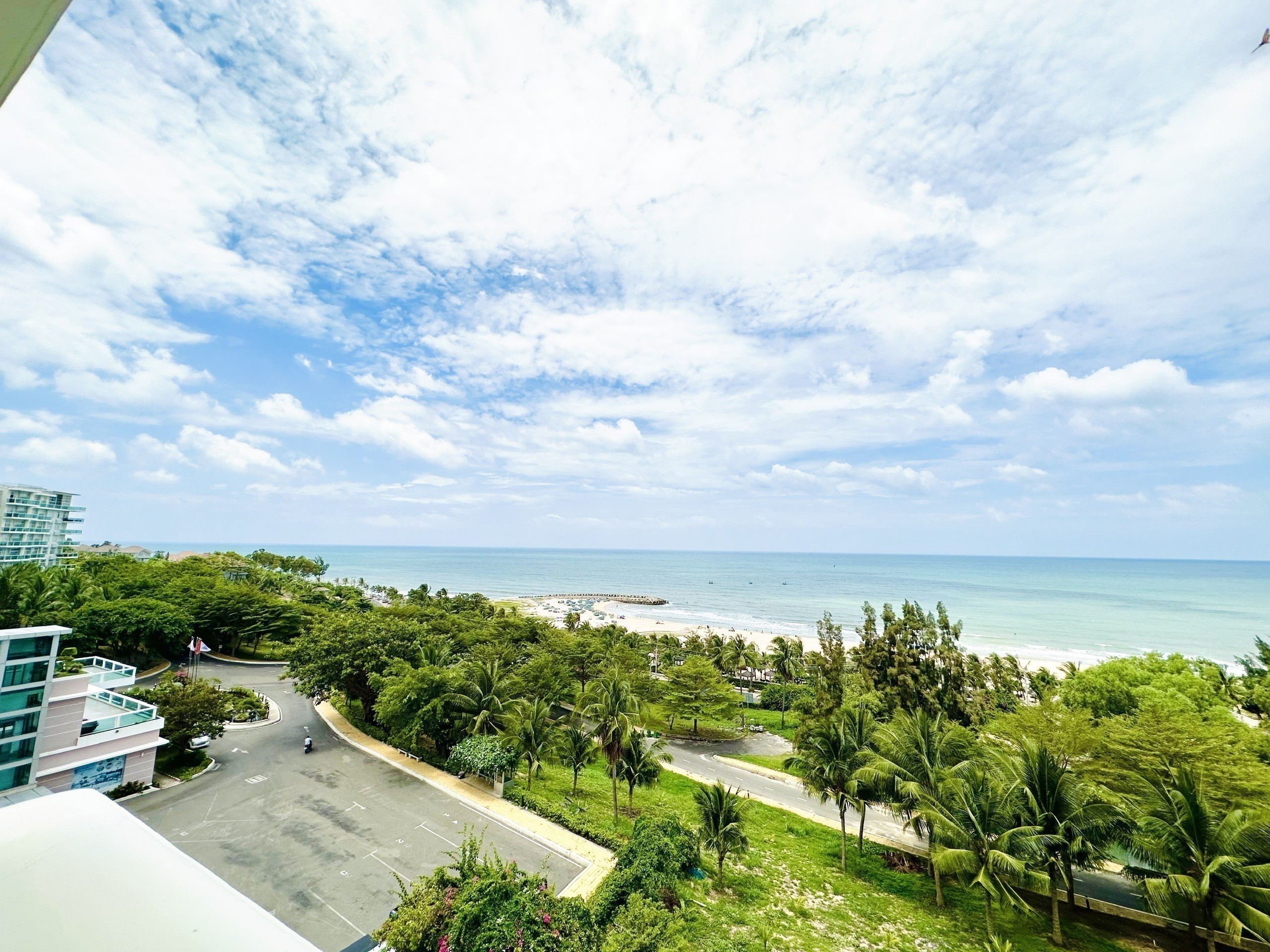Bán căn hộ Ocean Vista Mui Ne - Sổ hồng sẵn