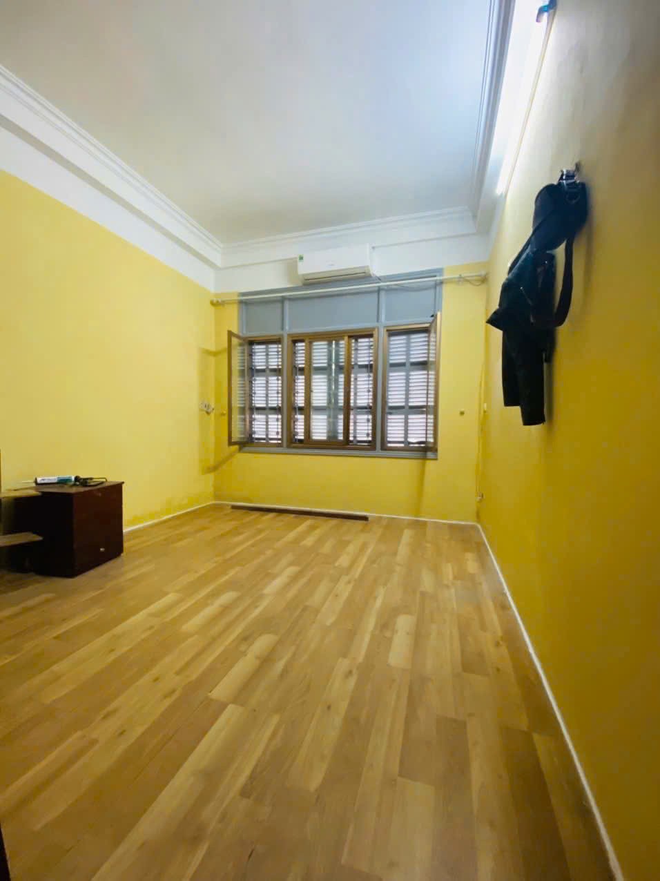 Cho thuê nhà riêng ngõ 105 Trường Chinh, Đống Đa 30m x 5T giá 12tr Ô TÔ ĐỖ CỬA 2