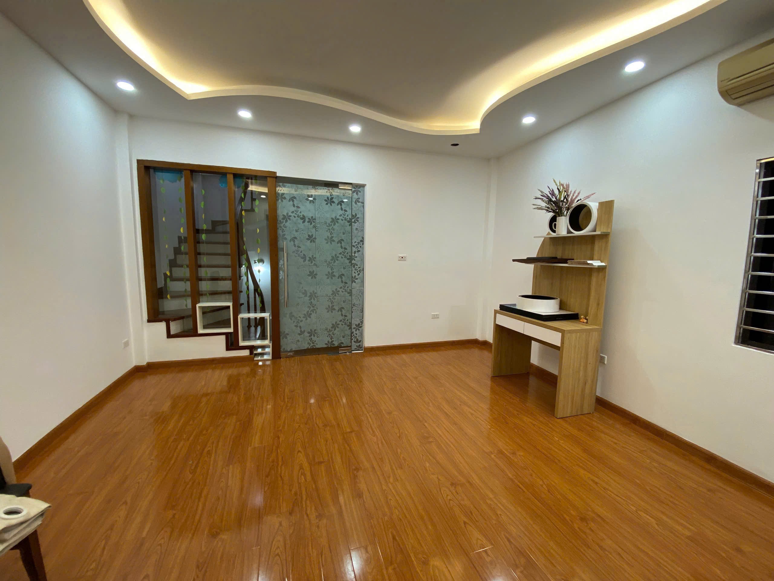 Cho thuê nhà riêng Ngọc Hà - Ba Đình 32m x 5T giá 13.5 triệu NHÀ SẠCH ĐẸP, Ở NGAY