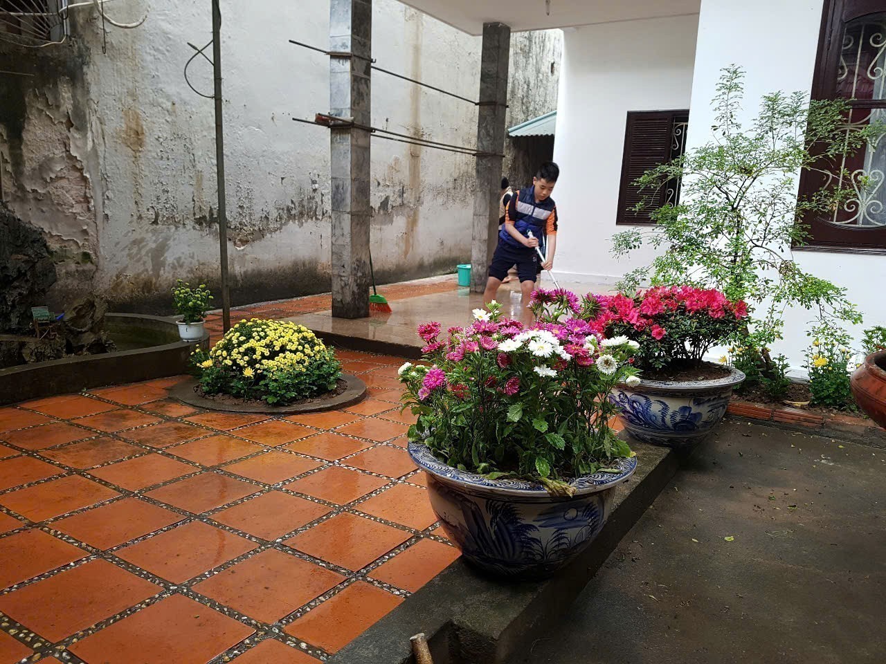 Bán gấp nhà riêng 193m2 tại Kim Ngưu, 124 triệu  m2, 4PN, 2WC, 2 tầng 2