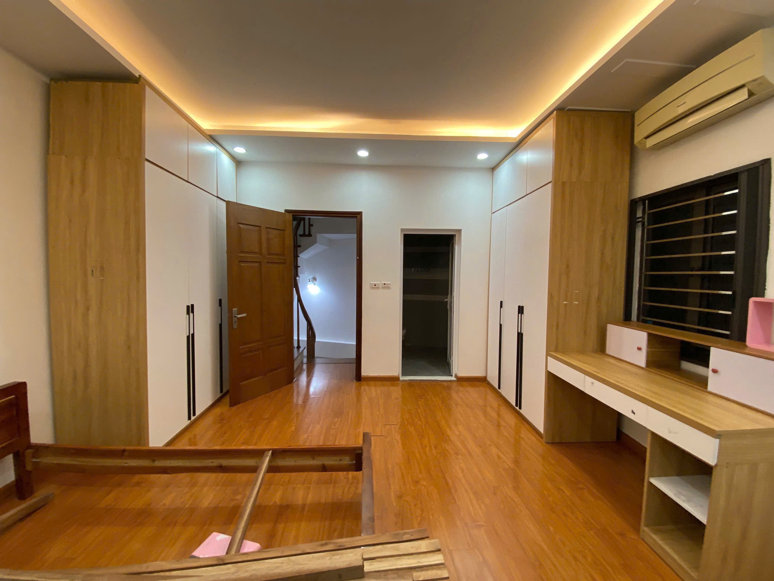Cho thuê nhà riêng Ngọc Hà - Ba Đình 32m x 5T giá 13.5 triệu NHÀ SẠCH ĐẸP, Ở NGAY 3