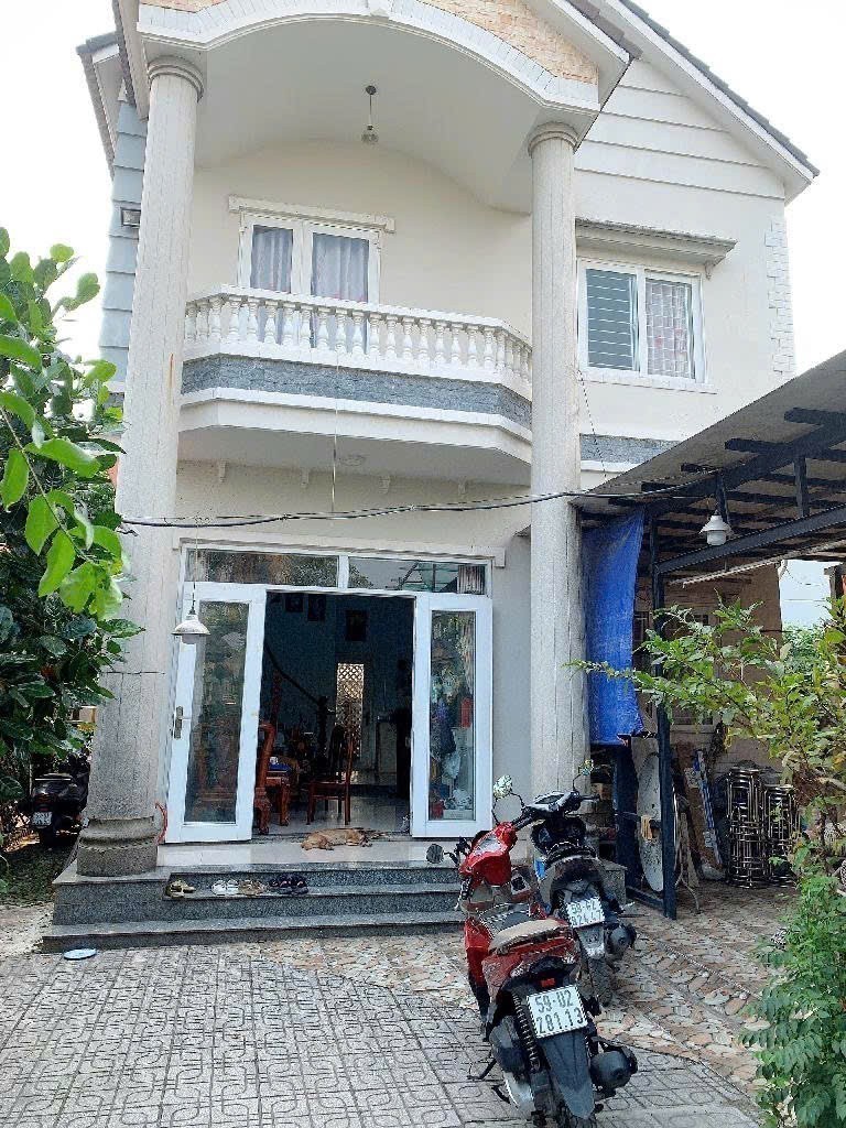 BIỆT THỰ VIEW SÔNG TƯƠNG LAI – GIÁ TỐT NHẤT KHU VỰC VƯỜN LÀI 2
