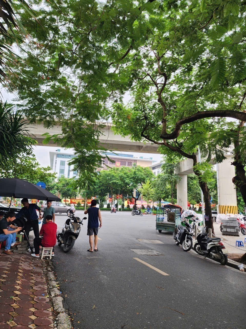 Cho thuê Văn Phòng 60m2 đã setup đầy đủ view Hồ Hoàng Cầu, Đống Đa, Hà Nội. LH. 0866683628 2