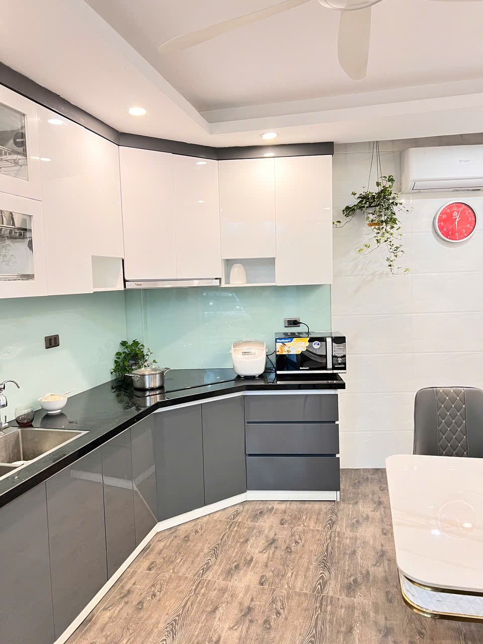 TẤT TAY TRẬN U23 VN - TQ: Bán tháo nhà ngõ 137 Việt Hưng 47m2 x 5T, GIẢM GIÁ 'SỐC' ĐỂ CỨU CHỦ! 9