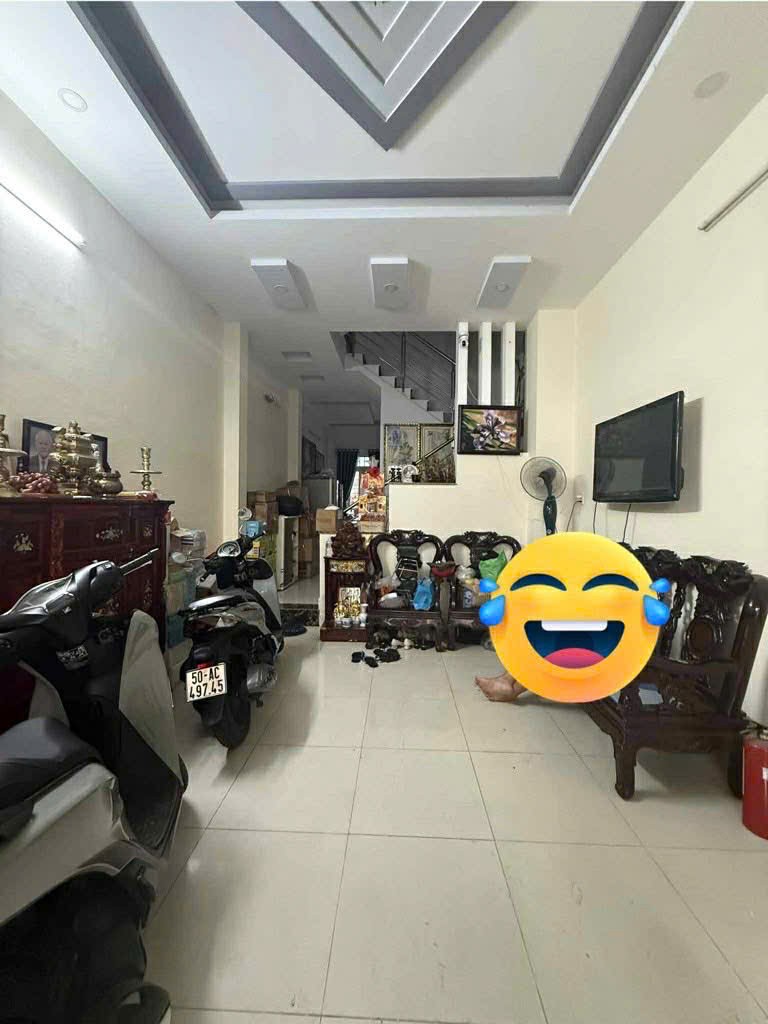 BÁN NHÀ MẶT TIỀN HẺM 1113 HUỲNH TẤN PHÁT, CÓ SÂN SAU THOANG MÁT 2