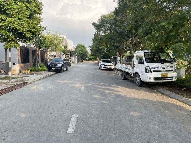 [HOA HẬU LÀNG NGHỀ KIÊU KỴ] 2101m2 đất 50 năm, làm văn phòng, kinh doanh, nhà xưởng 3