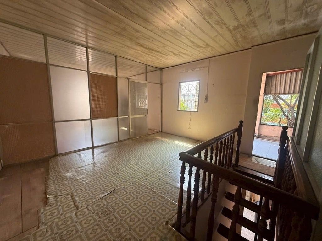 NHÀ BÁN  2 MT- NỞ HẬU 7.7M TÀI LỘC - Đ.XÓM CHIẾU - GIAO THƯƠNG TÔN ĐẢN- TÔN THẤT THUYẾT - GẦN CHỢ, 3