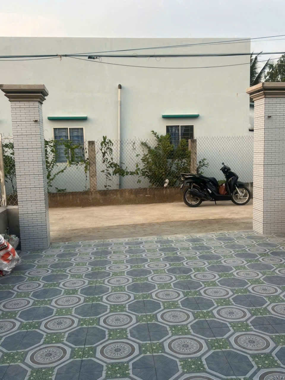 Bán 2 căn nhà cấp 4 mới xây xã Quê Mỷ Thạnh , Tân Trụ dt 145m2 , 2pn , 1wc giá 1,199 tỷ 1 căn 7
