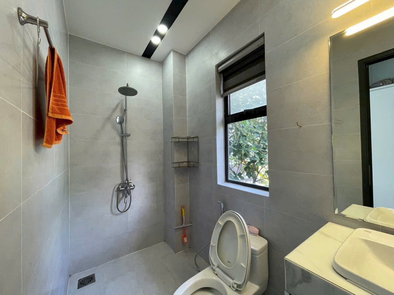 Cho thuê Biệt thự Phường Phú Hữu, Quận 9, Diện tích 195m², Giá 25 Triệu/tháng 3