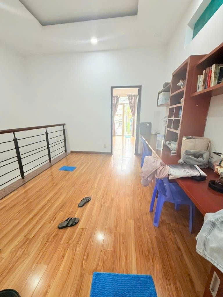 BÁN NHÀ HẺM XE HƠI THÔNG LÂM VĂN BỀN 5
