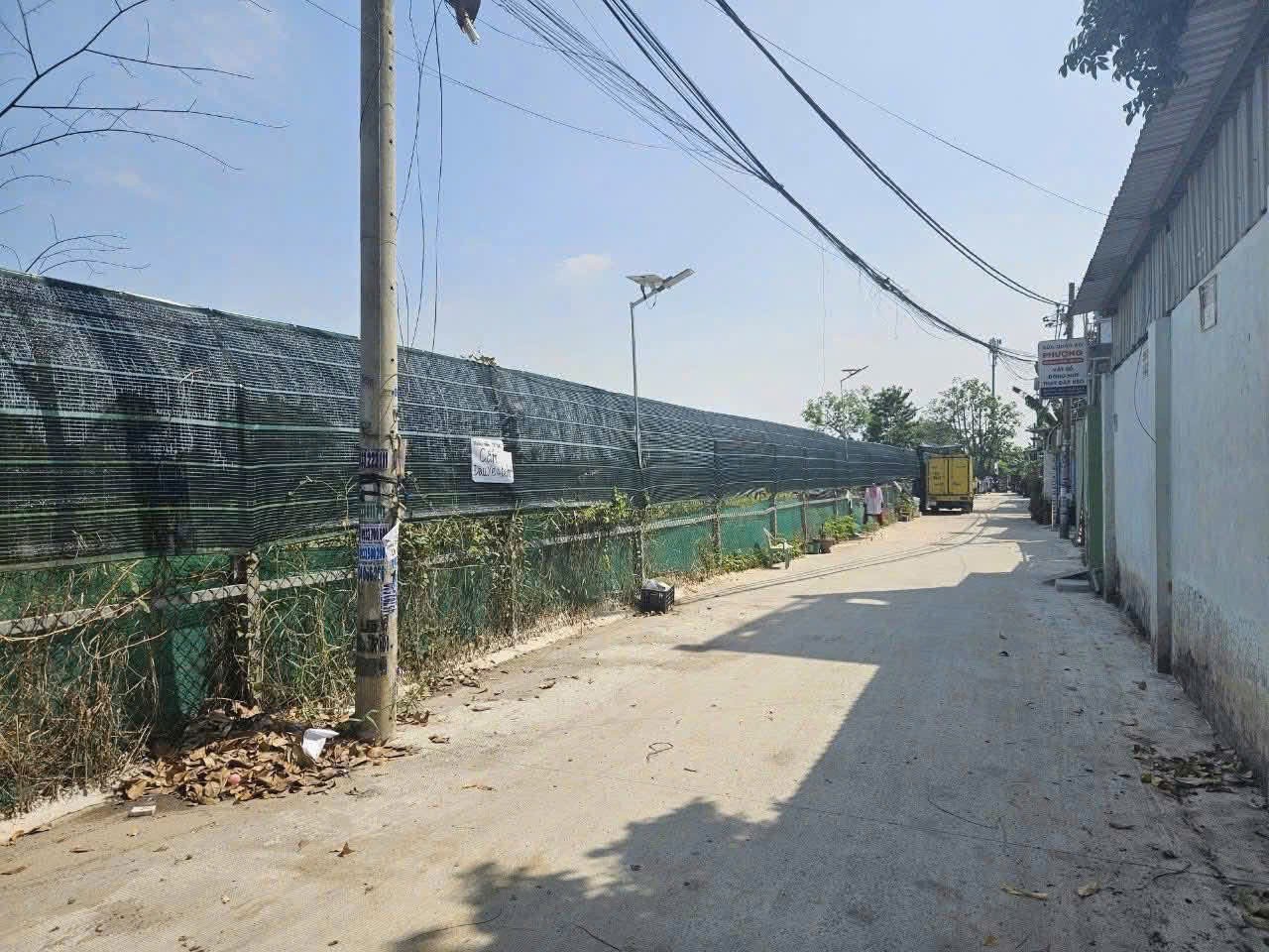 HÀNG HIẾM CHO KHÁCH ĐẦU TƯ PHÂN PHÂN LÔ BÁN NỀN 2 MẶT TIỀN VIP LÊ VĂN KHƯƠNG 2