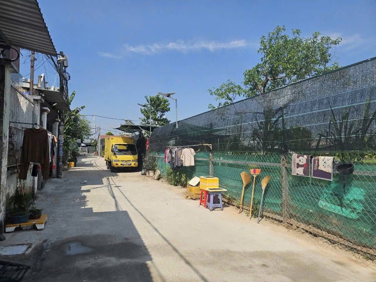 HÀNG HIẾM CHO KHÁCH ĐẦU TƯ PHÂN PHÂN LÔ BÁN NỀN 2 MẶT TIỀN VIP LÊ VĂN KHƯƠNG 3