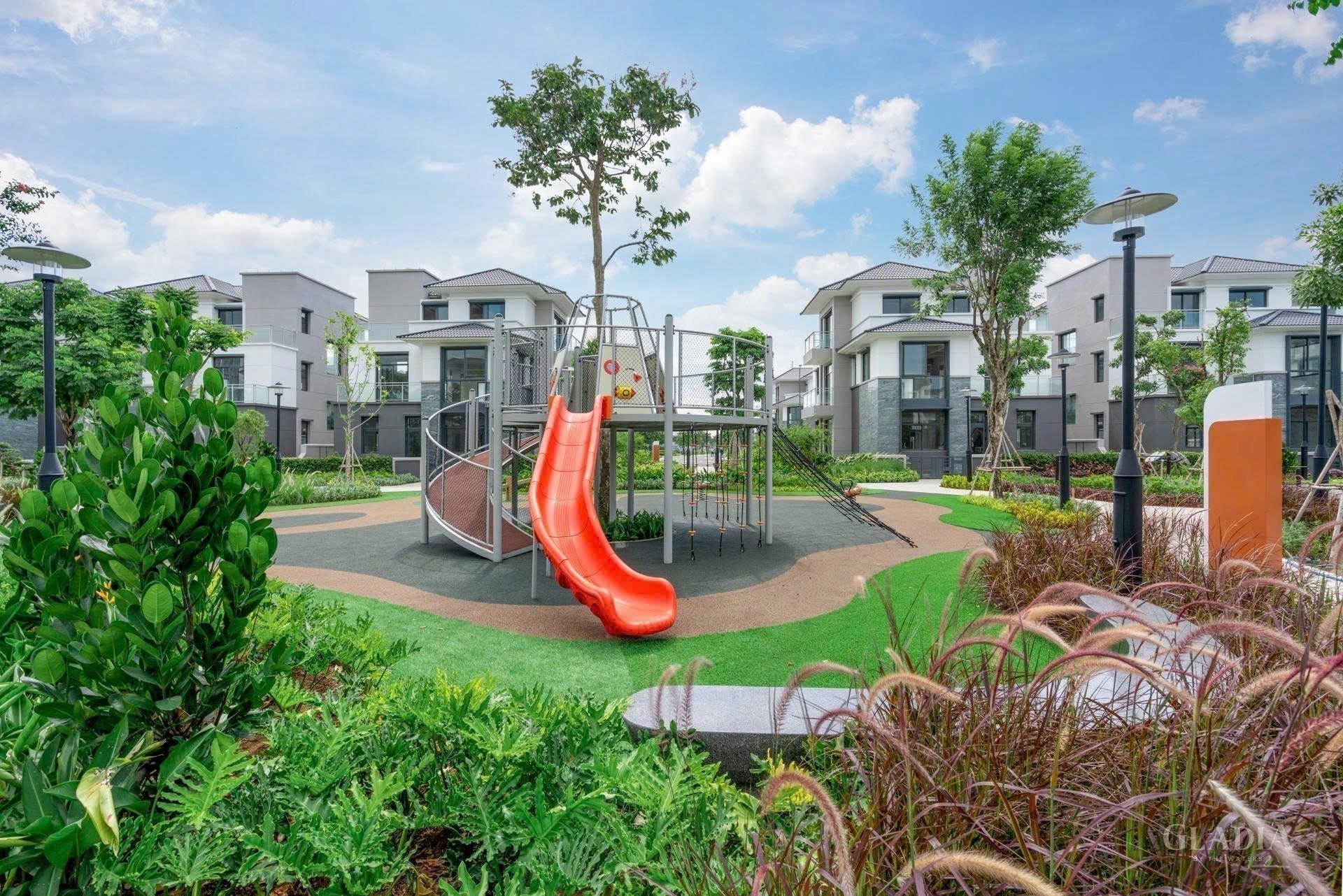 Cần bán Biệt thự Phường Bình Trưng Đông, Quận 2, Diện tích 240m², Giá 52 Tỷ 6