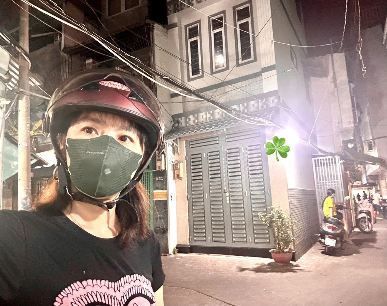 BÁN NHÀ Đ.HOÀNG DIỆU- LÔ GÓC CÁCH VÀI BƯƠC CHÂN RA MT XE Đ. VĨNH KHÁNH- NHÀ 5 TẦNG- GẦN TRƯỜNG