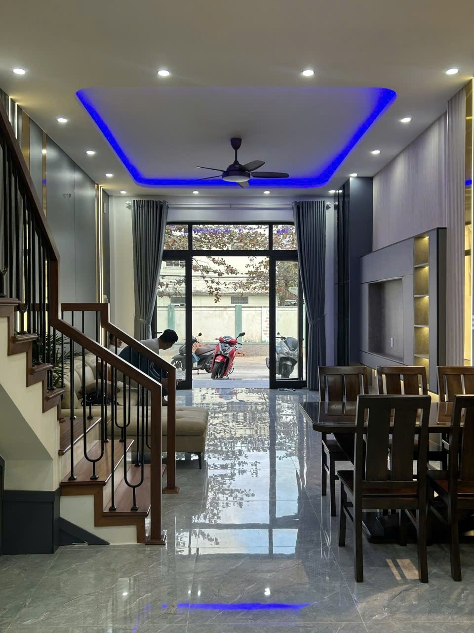 CẨM LỆ : NHÀ 2 TẦNG ĐẸP LONG LANH, FULL NỘI THẤT - MẶT TIỀN ĐƯỜNG 8m NGUYỄN NHÀN,  DT: 100m2 (4m5 4