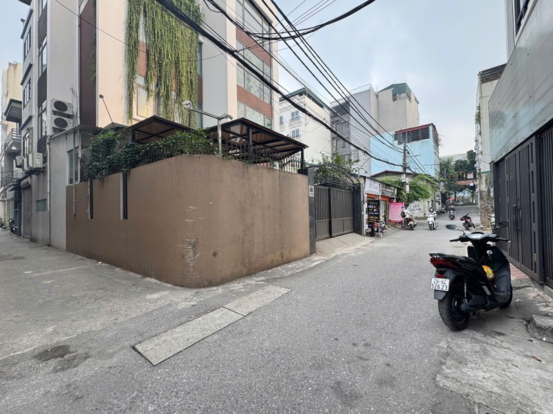 Cần bán 53,5m2 đất trong ngõ 87/6 Trường Lâm. Đường xe moning vào đất, gần 40m Đoàn Khuê 3