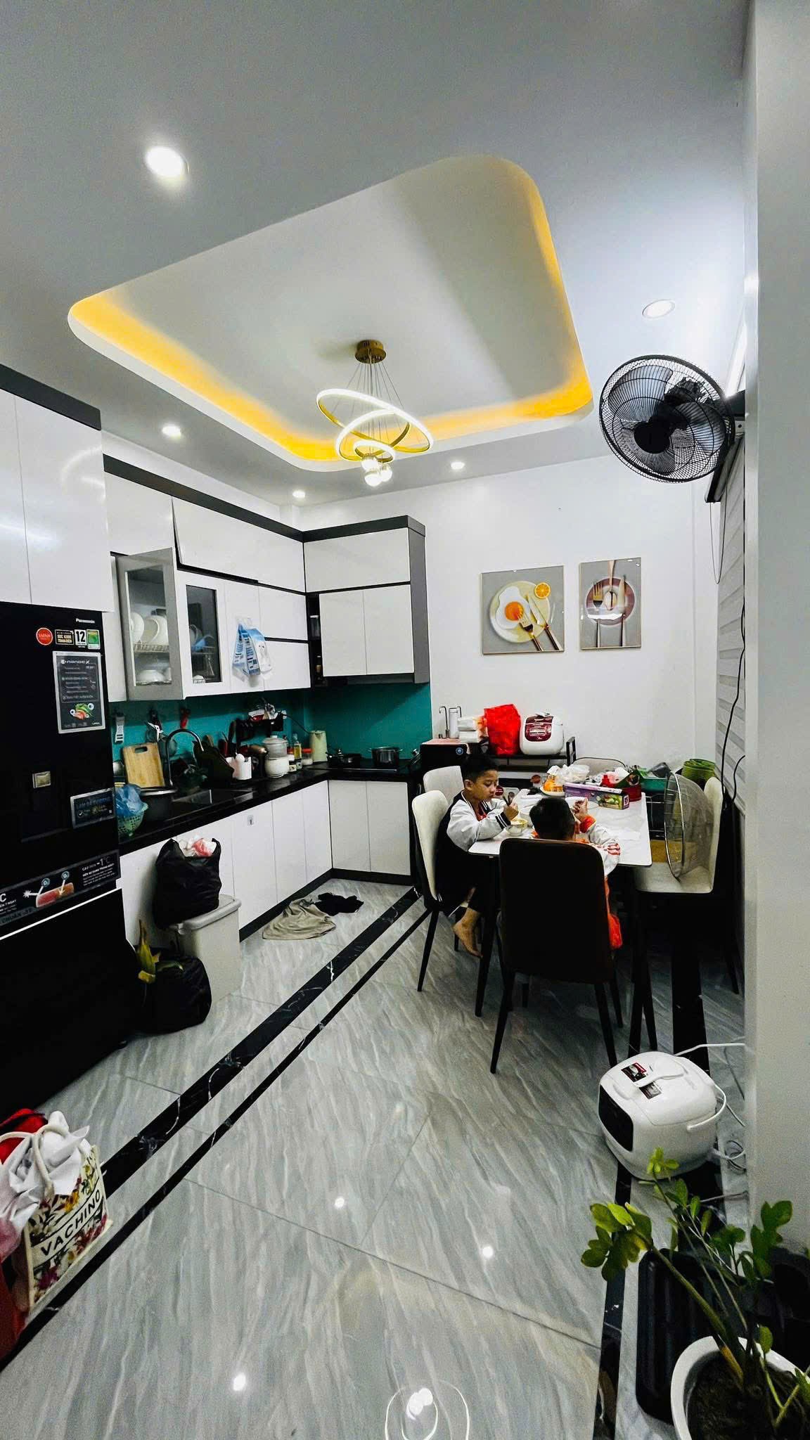 Cần bán Nhà mặt tiền đường Khương Trung, Phường Khương Trung, Diện tích 40m², Giá 10 Tỷ