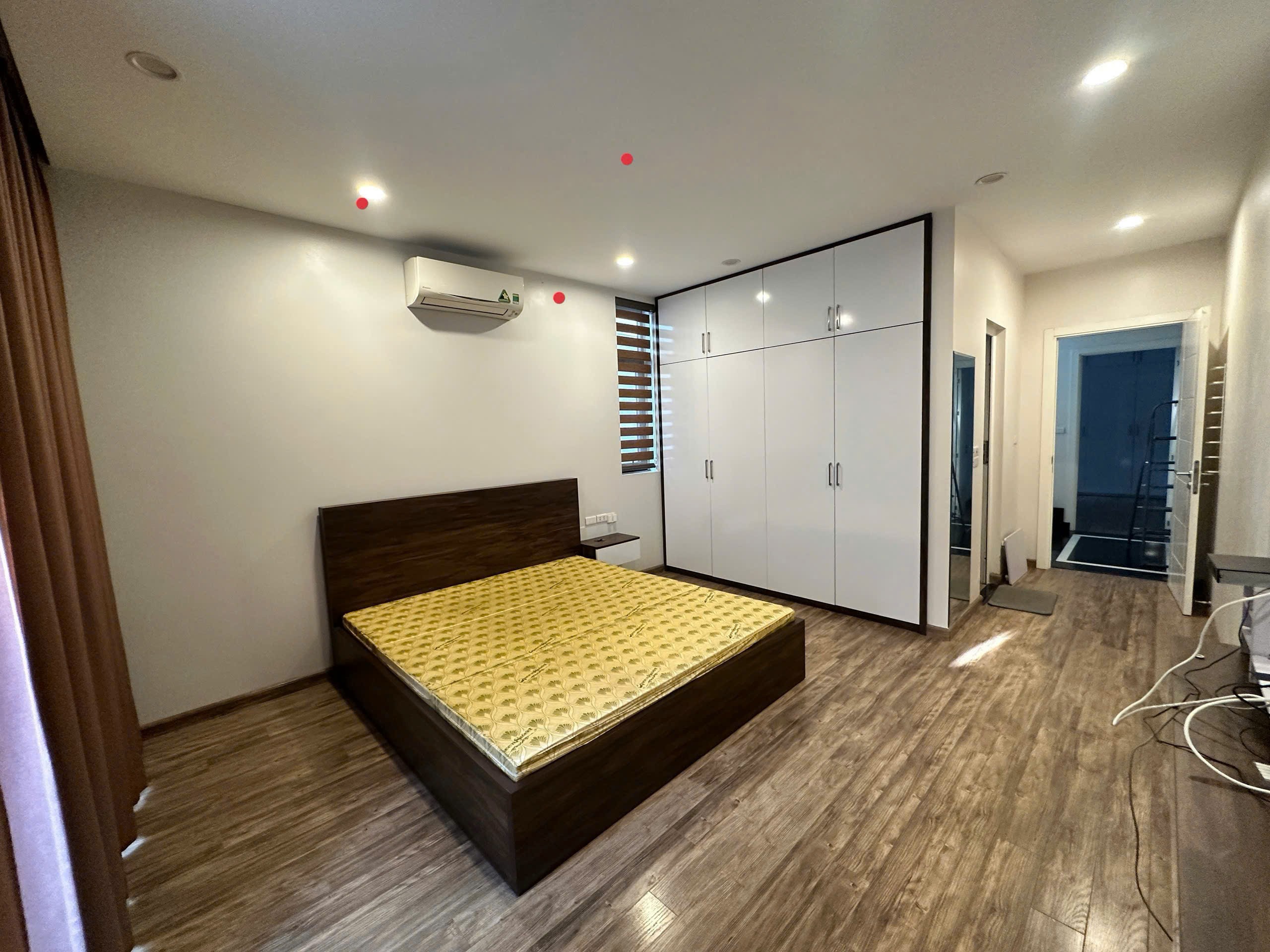 BÁN NHÀ PHÚC LỢI LONG BIÊN DT 62M2 VÀI BƯỚC RA PHỐ HÀNG XÓM VINHOME NHỈNH 8 TỶ