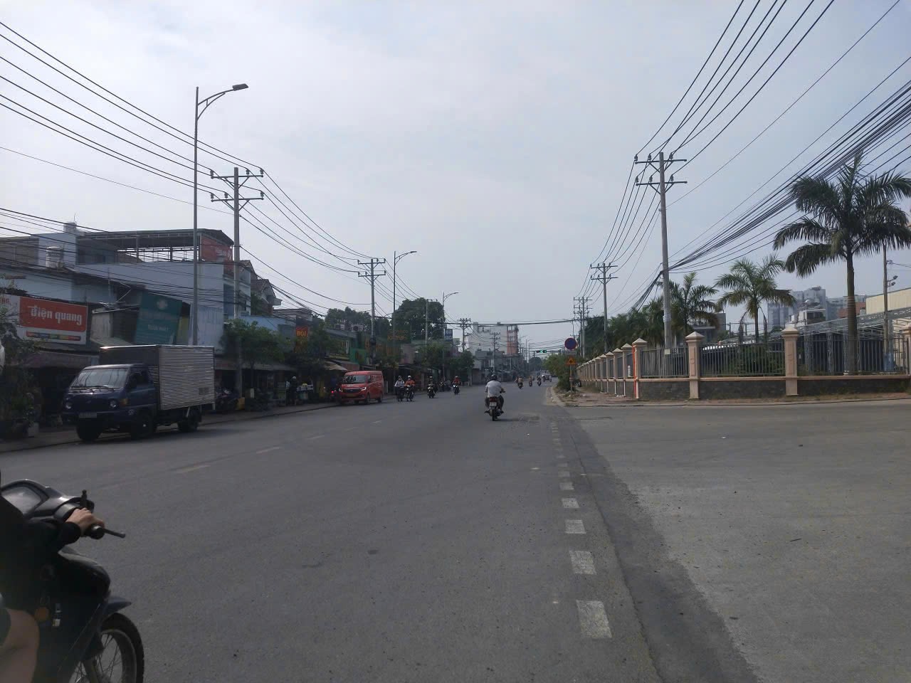 NHÀ C4 74M2 LÊ VĂN CHÍ - GẦN ĐH SƯ PHẠM KỸ THUẬT - GA METRO THỦ ĐỨC 2
