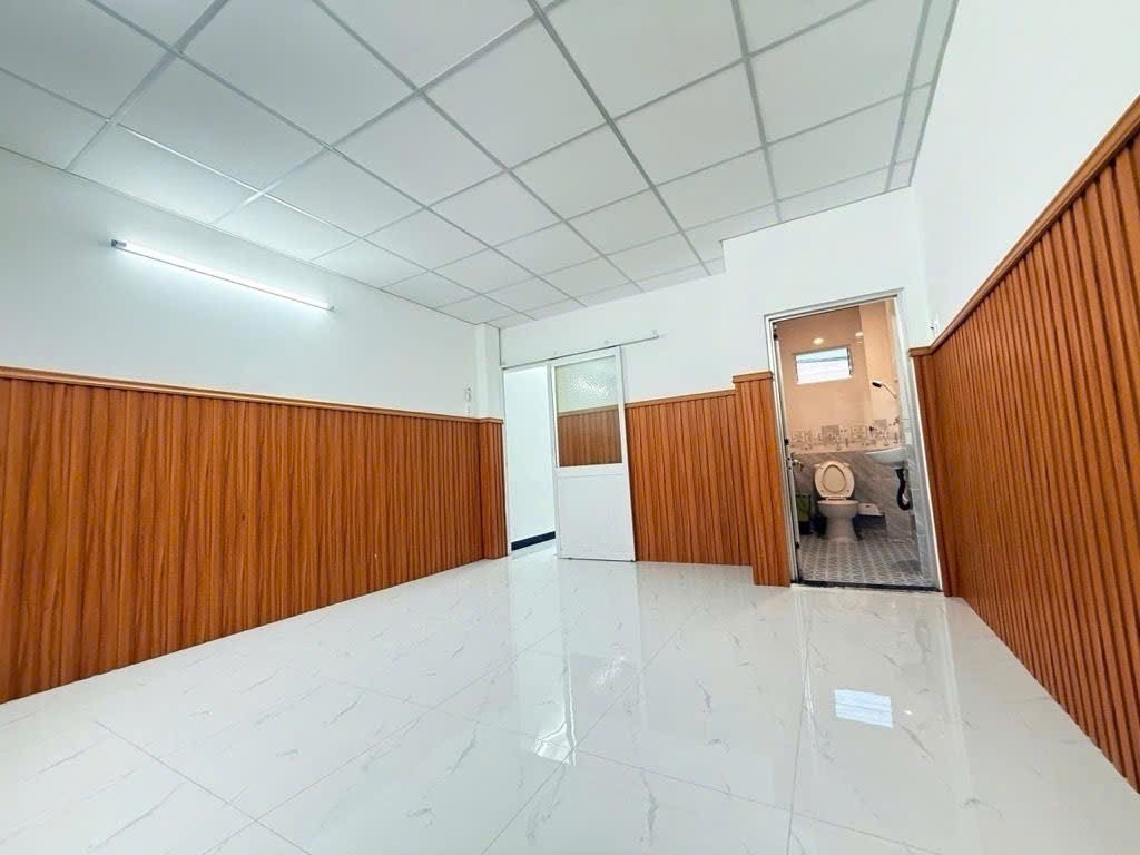 Chủ ngộp giảm sâu gần nửa tỷ Nhà hẻm Bùi Văn Ba, hẻm thẳng xe 7 chỗ tới nhà– chào chỉ 4,9 TỶ (TL) 3