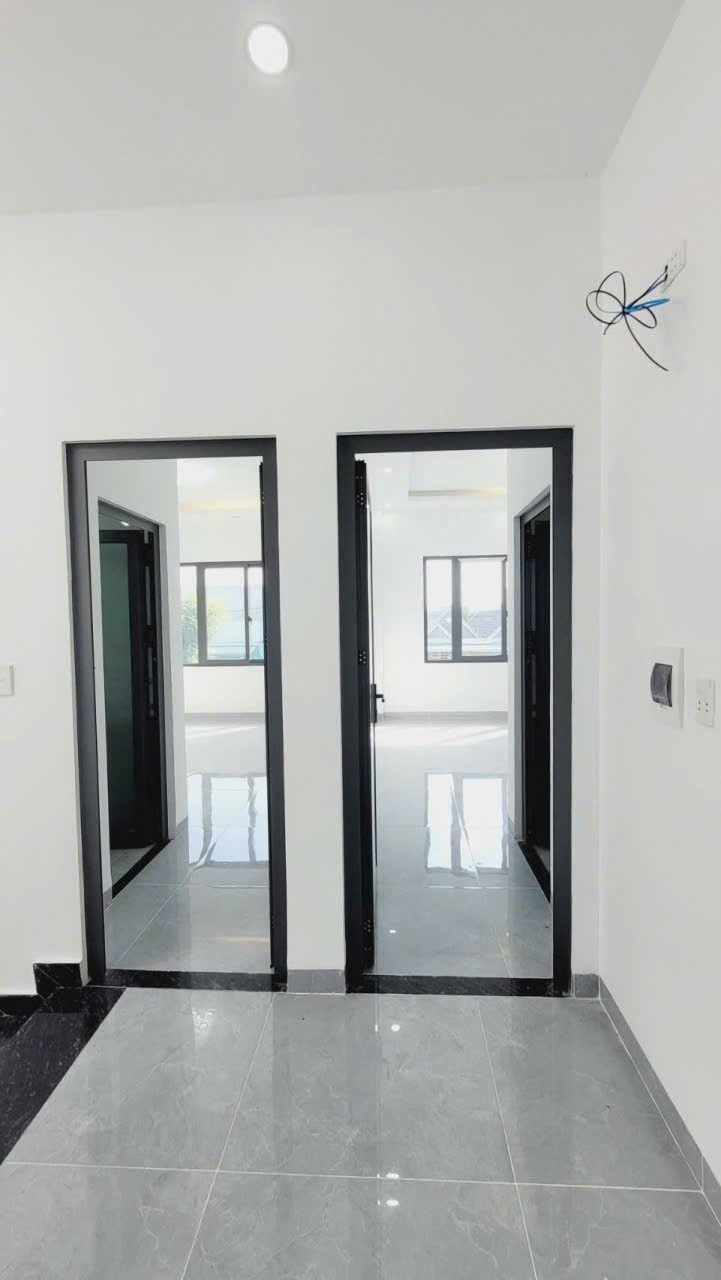 Bán biệt thự mini ở KDC Phát Hải, xã Phước Lý dt 124m2 1 lầu , 5pn , 4wc giá 4,4 tỷ 5