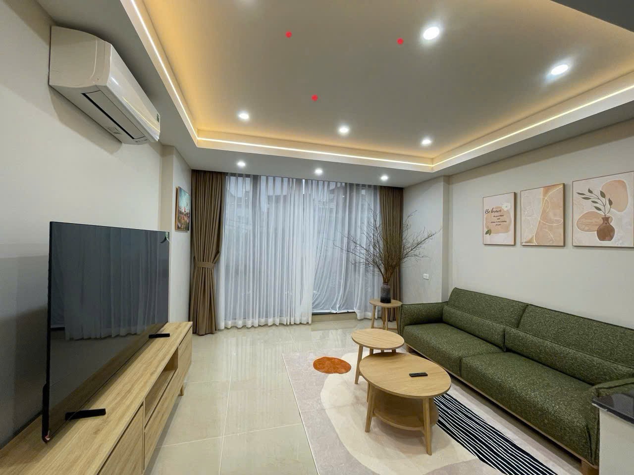 BÁN NHÀ BÁT KHỐI LONG BIÊN DT 57M2 Ô TÔ ĐỖ CỬA 2 THOÁNG THANG MÁY Ở SƯỚNG