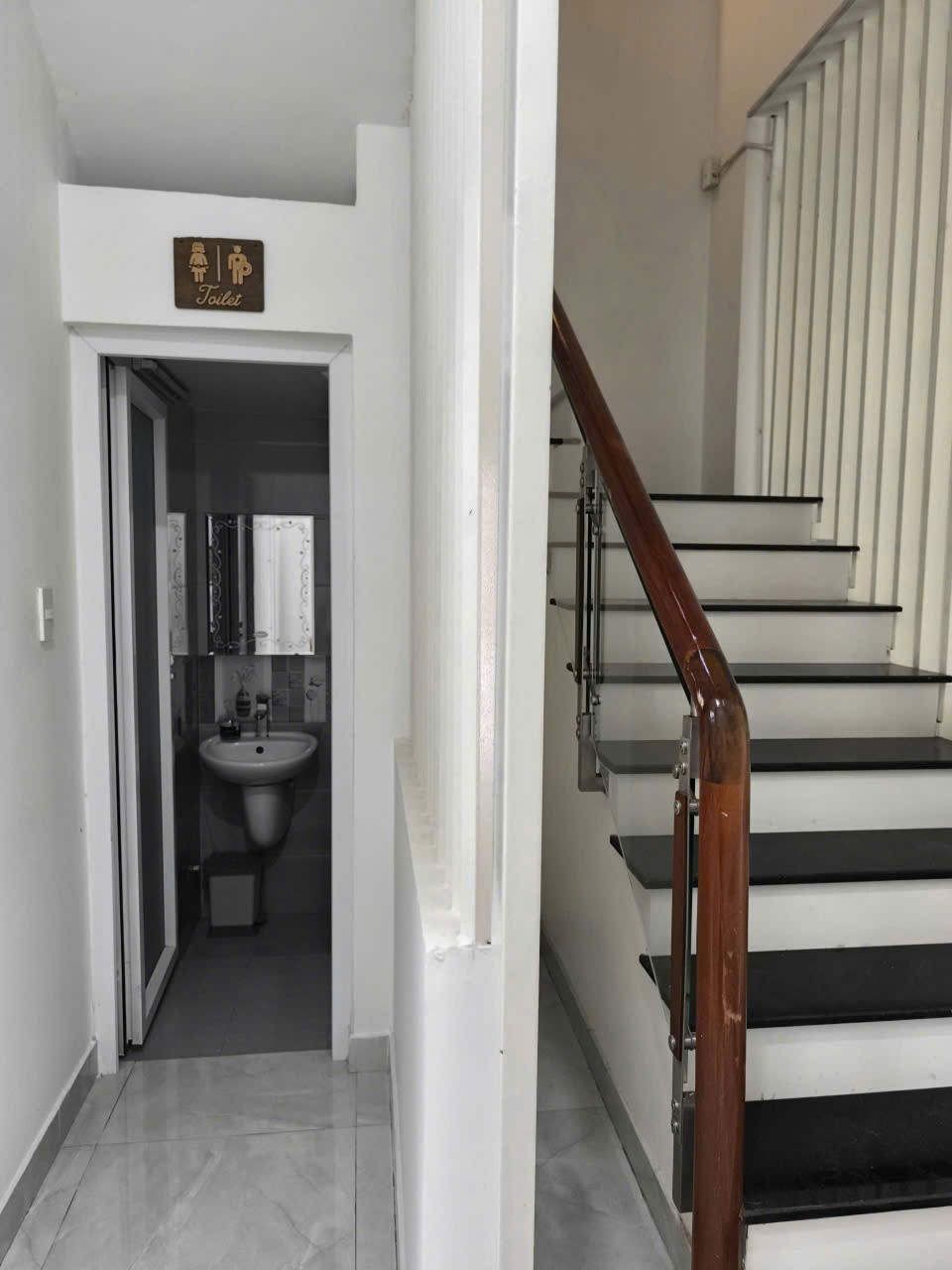 Cho thuê Nhà mặt tiền Dĩ An, Bình Dương, Diện tích 280m², Giá Thương lượng 11