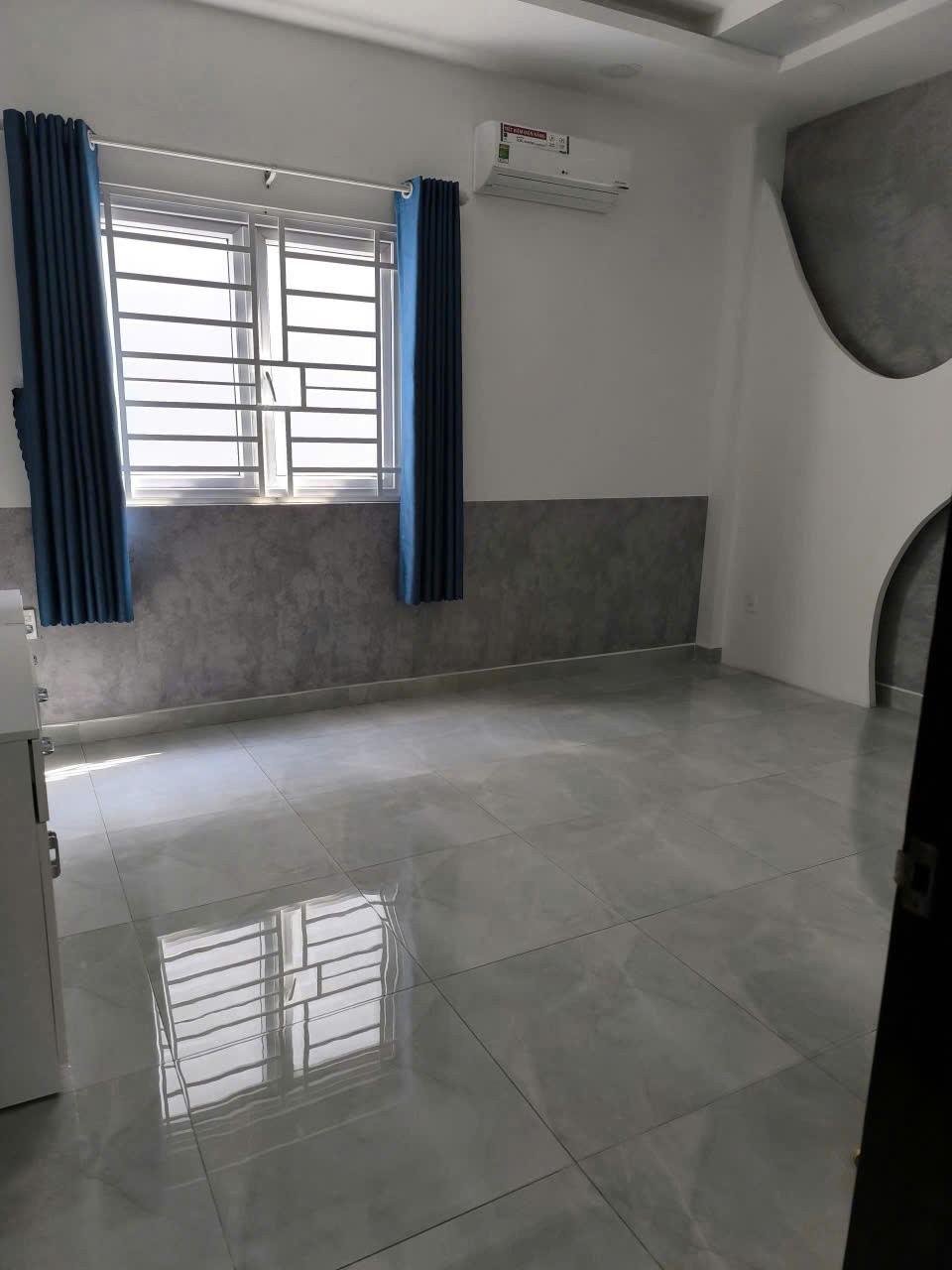 Cho thuê Nhà mặt tiền Dĩ An, Bình Dương, Diện tích 280m², Giá Thương lượng 2