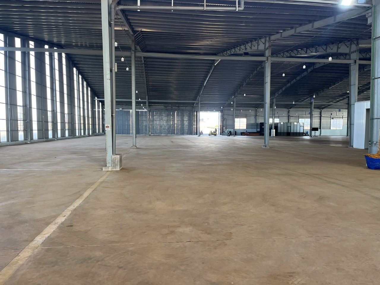 Cho thuê Kho - Nhà xưởng đường Quốc lộ 14, Xã Chư HDrông, Diện tích 8000m², Giá Thương lượng 5