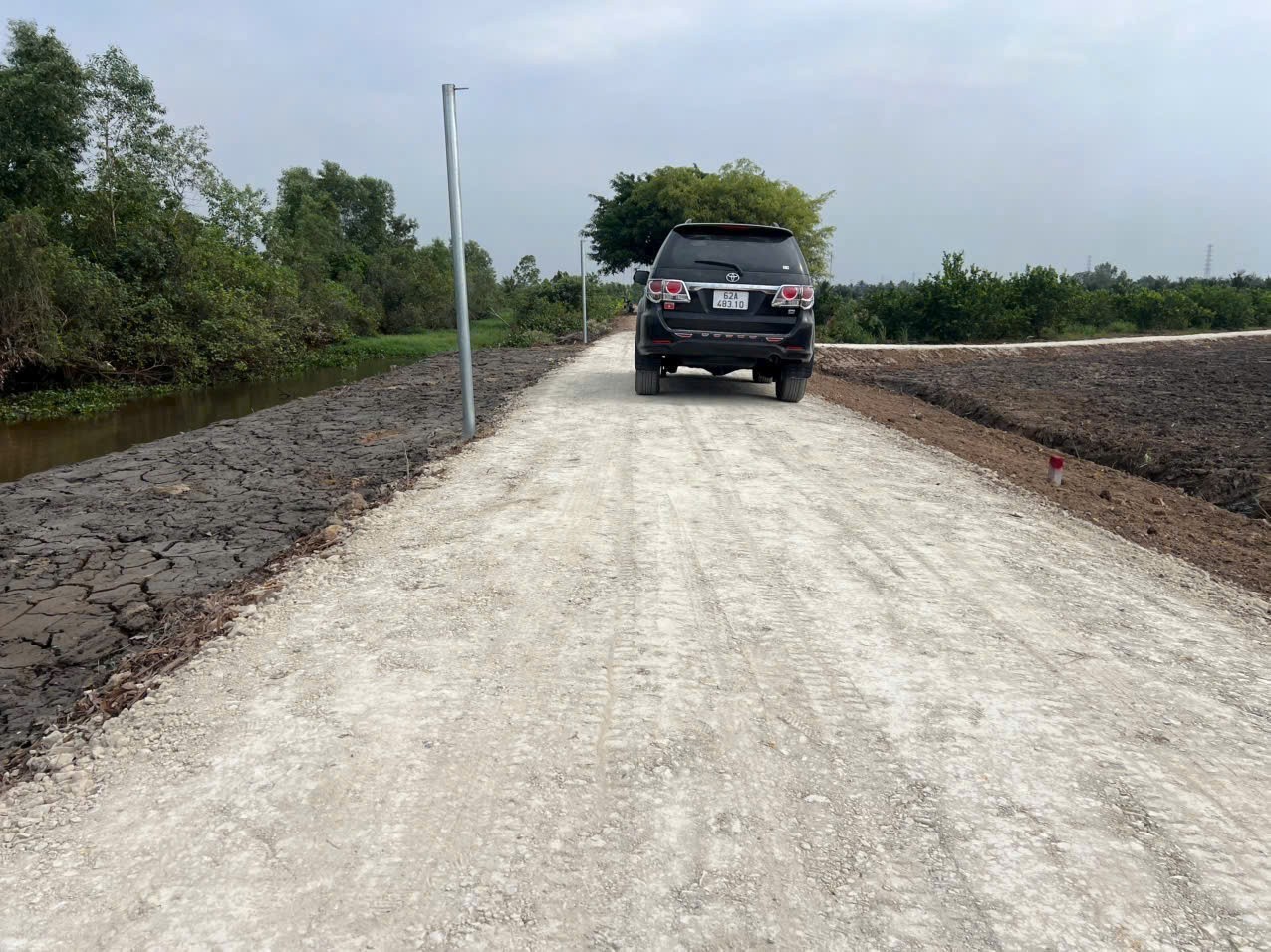 Bán 5 lô đất vườn view kênh khu vực được chuyển thổ xã Thạnh Hòa dt 1000m2giá 750 triệu 4