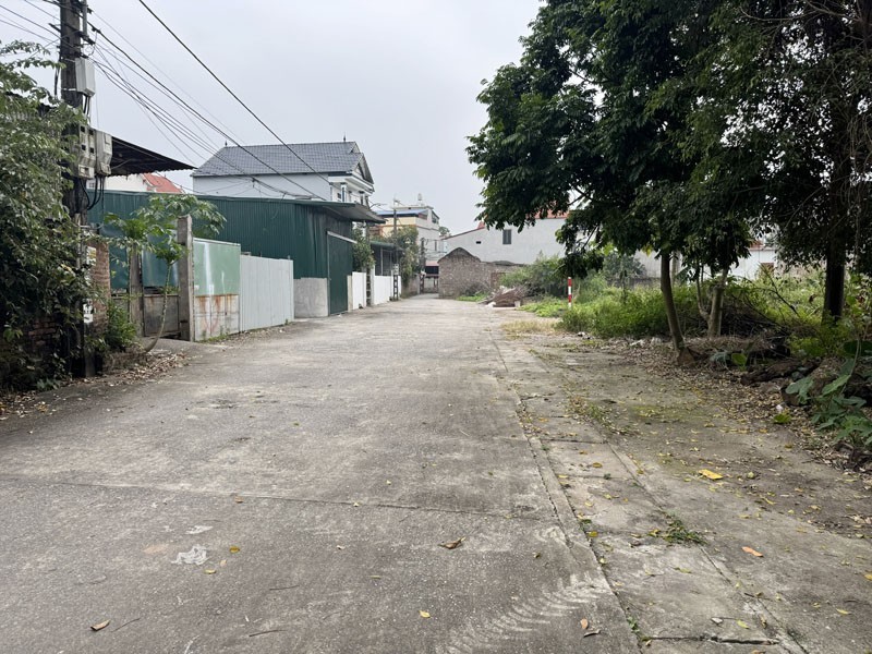 Ông anh vỡ nợ bán gấp 76,7m2 đất đấu giá Chi Đông, Thuận An. Đường ô tô đỗ, giá tốt đầu tư