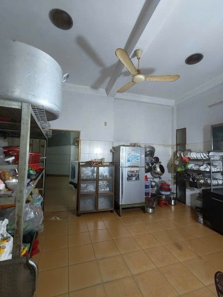 BÁN NHÀ 3 LẦU HƠN 110M2, HỒ VĂN TƯ , F TRƯỜNG THỌNGAY CHỢ THỦ ĐỨC - THÔNG TỨ HƯỚNG 3