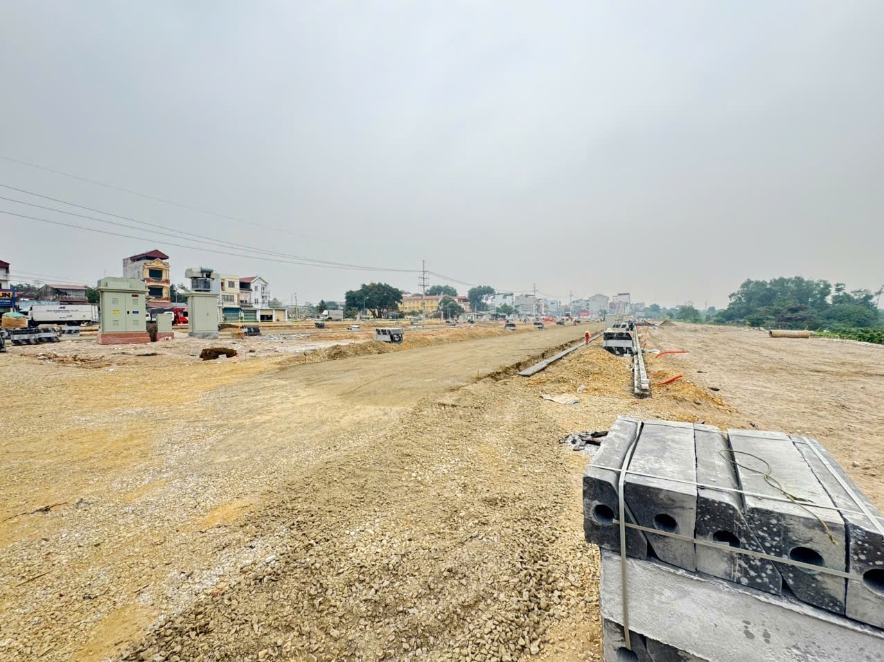 Bán 60m đất tổ 11, Quang Minh. Gần ngay khu đất dịch vụ đang san lấp mặt bằng 3