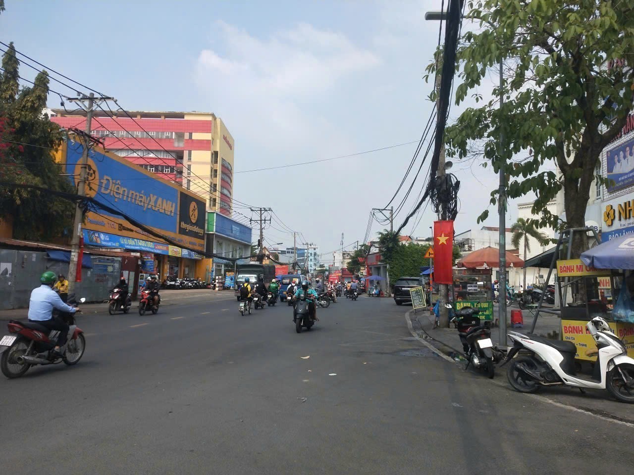 ĐẤT HẺM 14 ĐƯỜNG 359 ĐỖ XUÂN HỢP 5