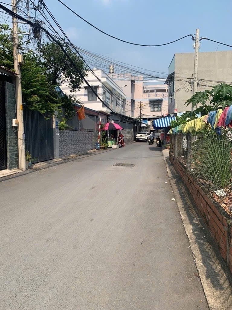 CHỦ NGỘP GẤP BÁN - NHÀ 3 TẦNG - HẺM Ô TÔ - ĐƯỜNG SỐ - LINH TÂY 4