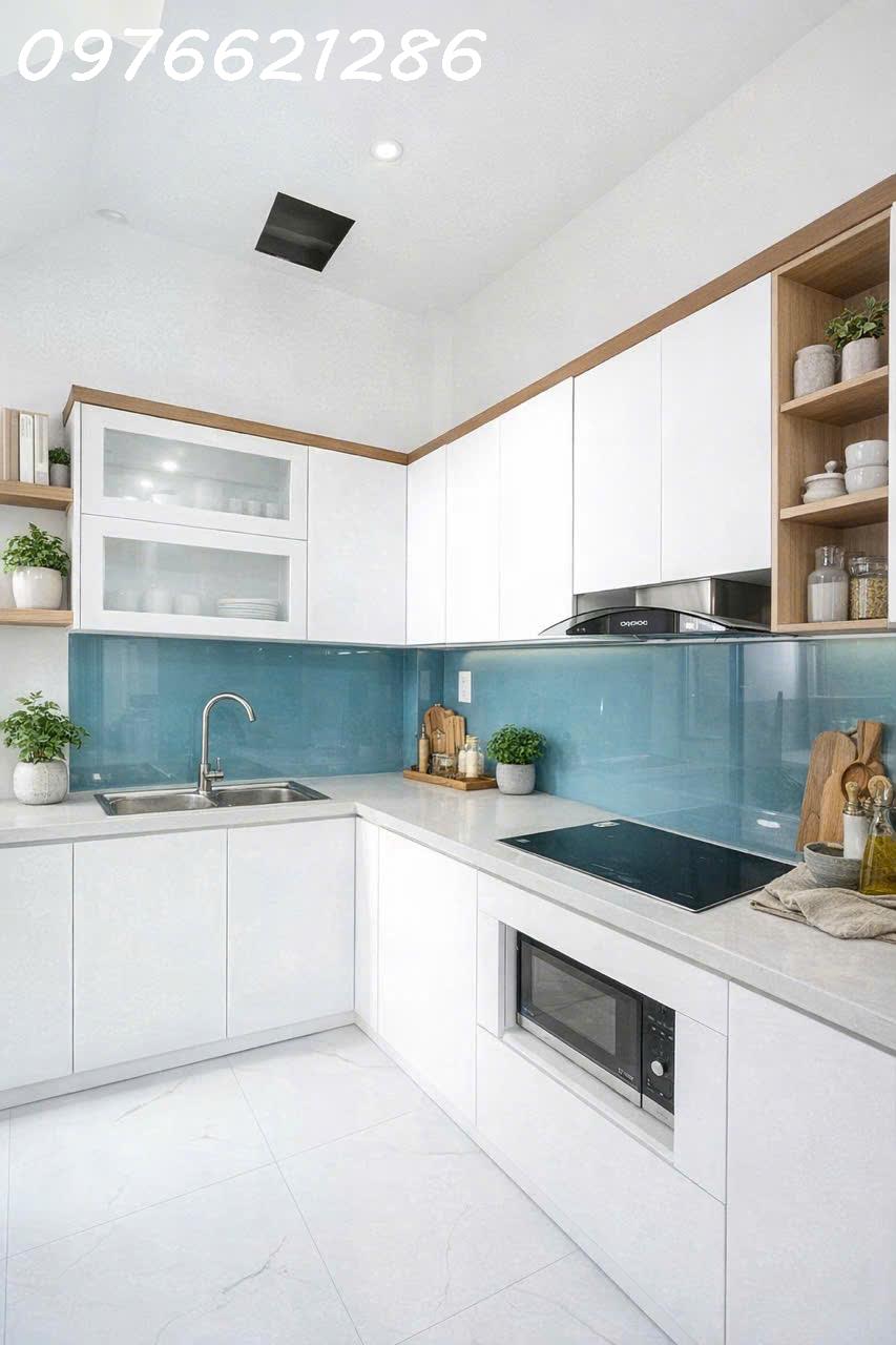 Nhà đẹp - giá tốt-BÁN NHÀ VIỆT HƯNG – LONG BIÊN NHÀ MỚI KÍNH COONG – FULL NỘI THẤT – CÁCH 5M RA 2