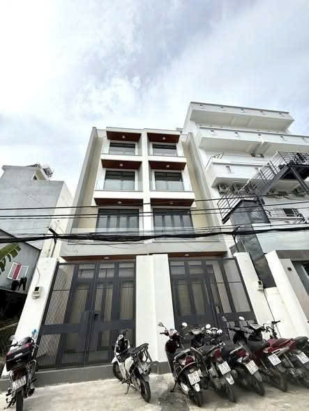 Cần bán Nhà mặt tiền Phường Linh Đông, Thủ Đức, Diện tích 317m², Giá 10.5 Tỷ 5