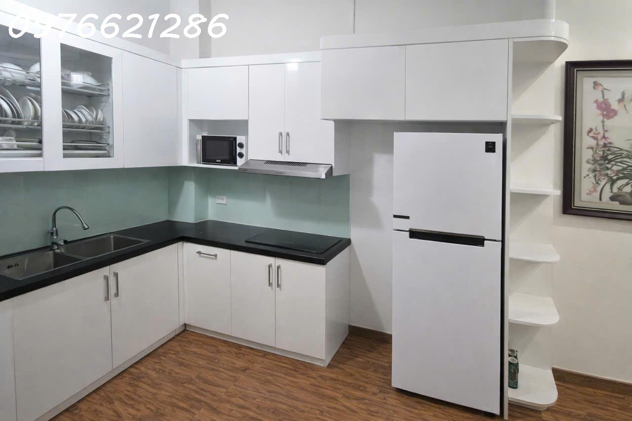 Bán nhà ngõ thông -6,x tỷ– Thượng Thanh Long Biên – 32m² – 4 tầng – dân xây chắc chắn 2