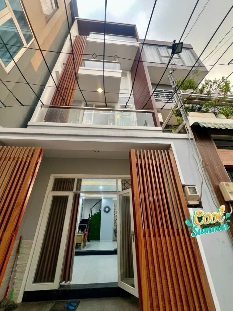 NHÀ MỚI ĐÓN TẾT - 4 LẦU - Ô TÔ ĐẬU CỬA-  LÃ XUÂN OAI - TĂNG NHƠN PHÚ A