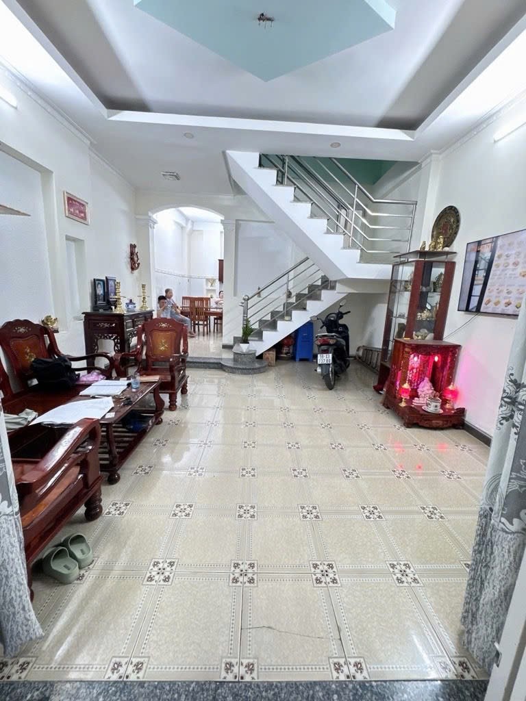 BÁN NHÀ HXH 2 TẦNG - ĐƯỜNG SỐ 2 HIỆP BÌNH - ĐỐI DIỆN VẠN PHÚC CITY 3