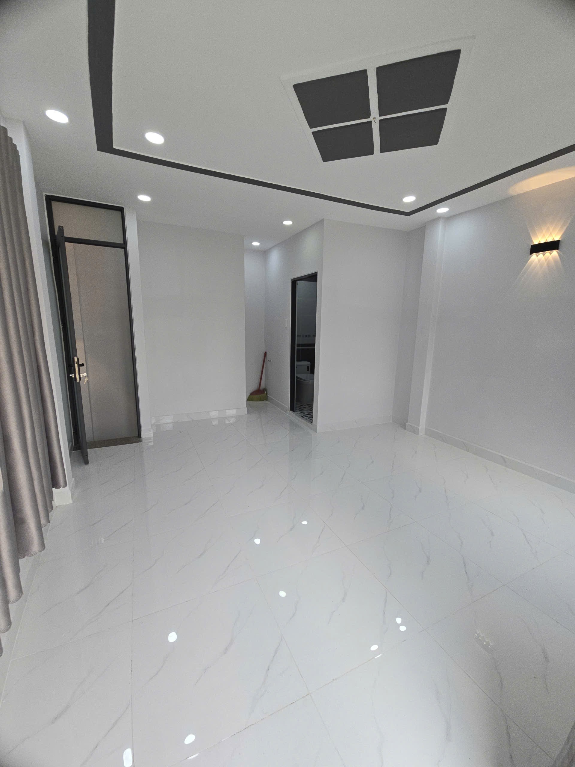 HẺM XE HƠI LŨY BÁN BÍCH GIÁP Q11-Q6 28M2 3 TẦNG SHR CHỈ 3.5 TỶ 7